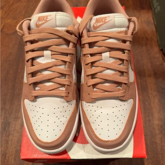 Nike Dunk Low- White/Rose Whisper Women’s size 8.5 - Picture 5 of 6